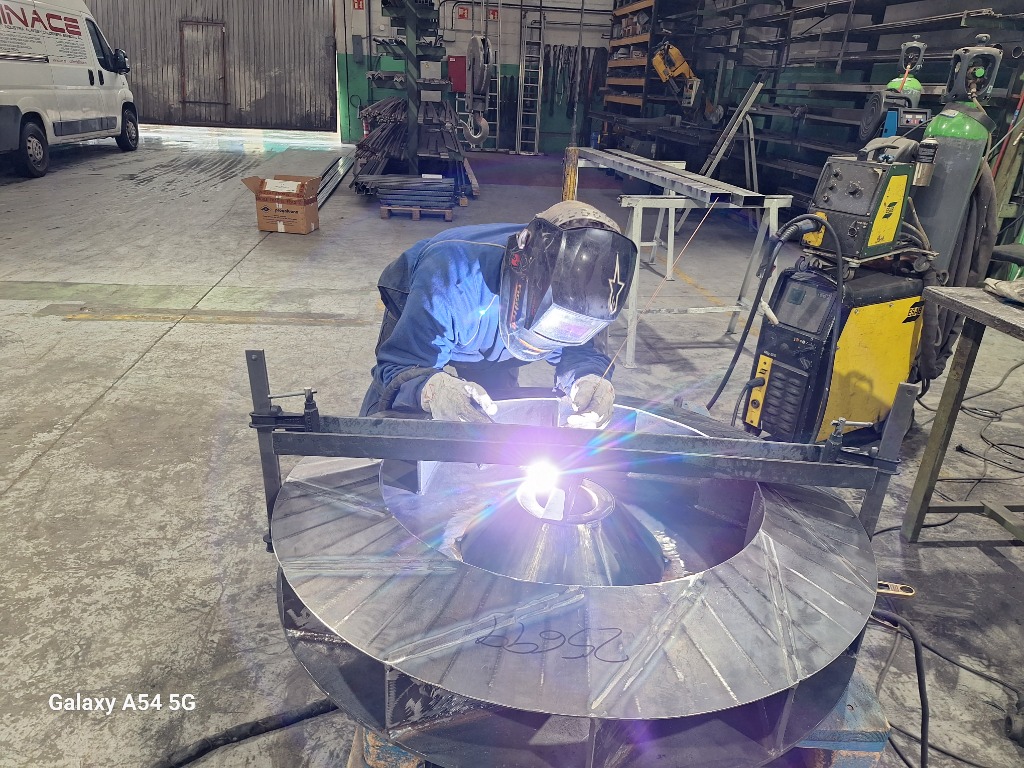 Soldadura de rodete industrial